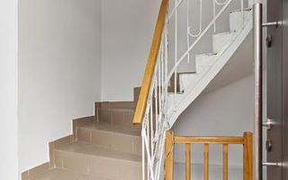 Inchiriere apartament 3 camere in vila | Domenii | Intrare si curte proprie - Poză 11