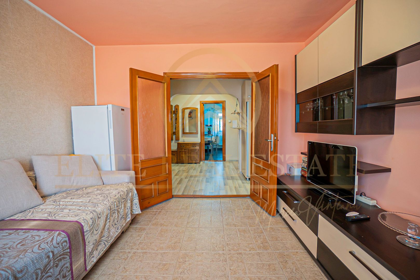 Apartament spațios cu 4 camere | 2 băi | 2 balcoane | Inel 2 - Poză 2