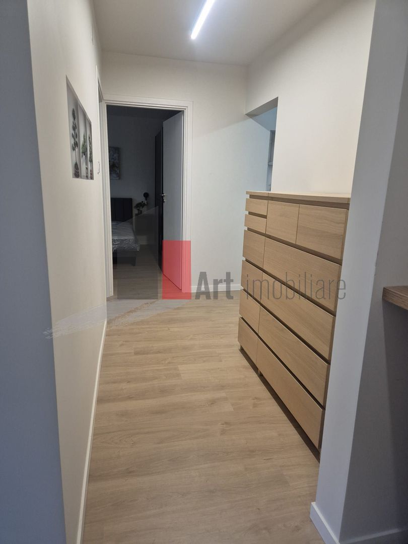 Inchiriez apartament 4 camere, complet renovat, - Poză 14