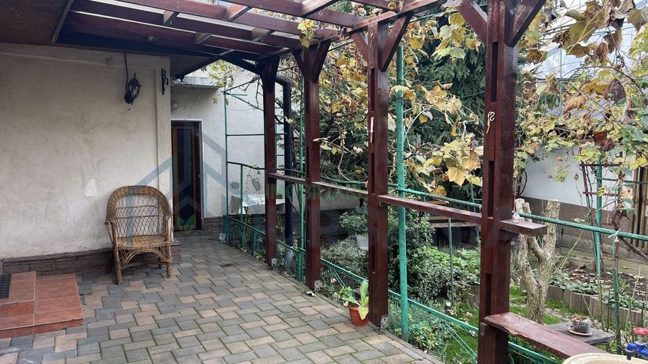 Casa in Podul de fier Centru - Poză 1