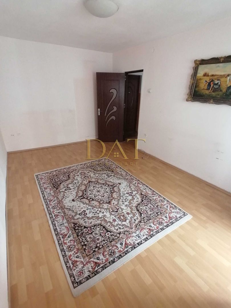 Apartament 2 camere decomandate |  etaj intermediar |  zona BIG - Poză 2