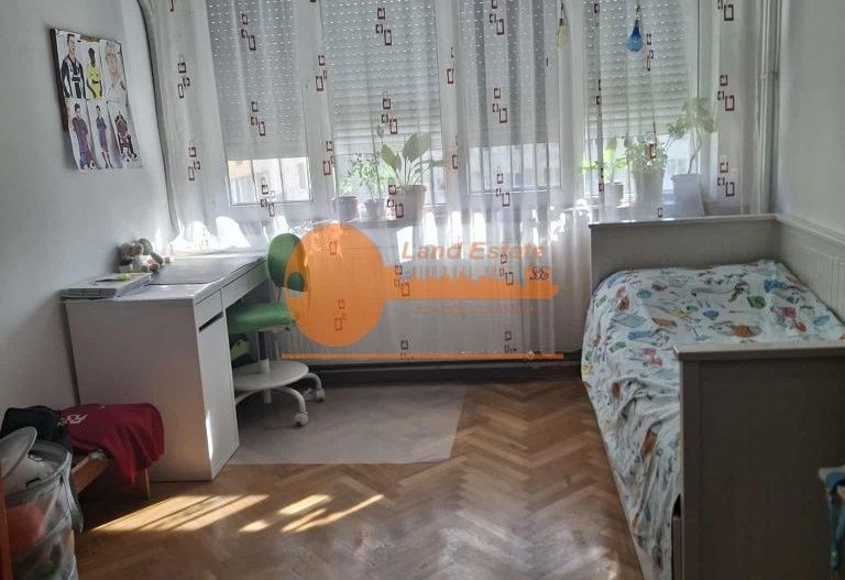 Apartament 3 camere | centrală proprie | Tei - Poză 2