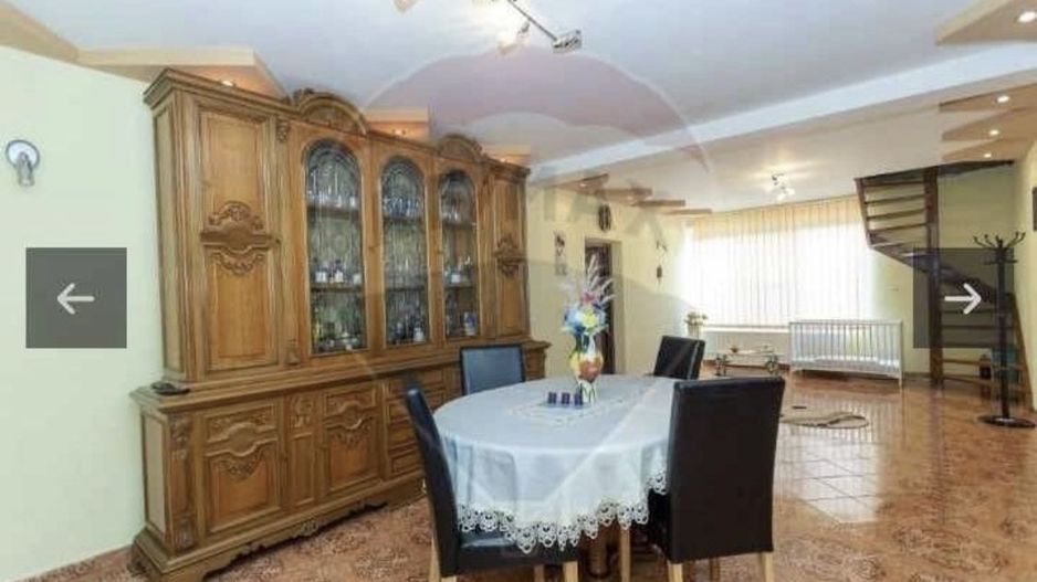 Casa/Vila 4 camere de vanzare - Poză 7