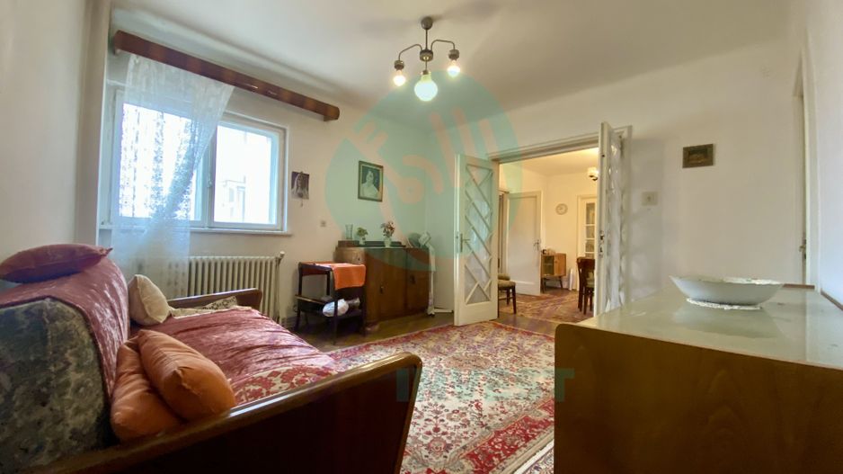 Apartament spatios in zona Armeneasca - Poză 3