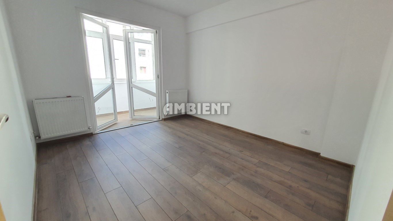 Apartament 2 camere, etaj 1, renovat complet, zona Centru; - Poză 2