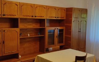 Apartament cu 2 camere decomandat -  Piata Centrala - Poză 1