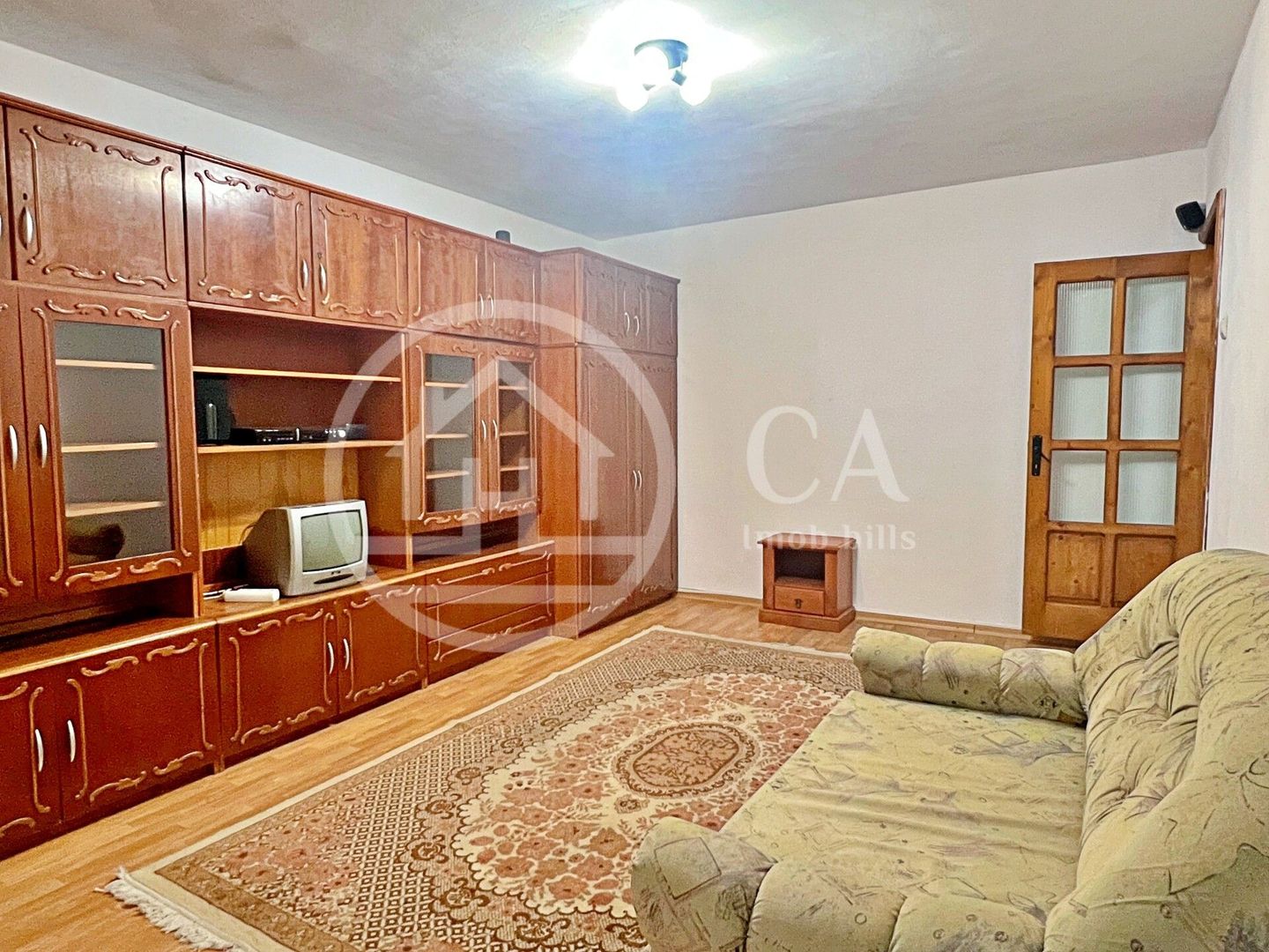 Apartament cu o camera de vânzare in zona Iosia, Oradea - Poză 1
