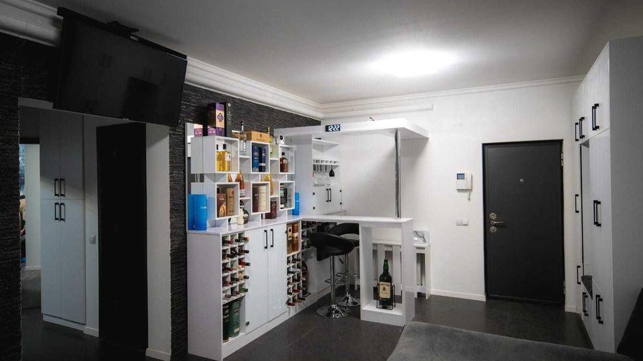 Apartament 3 camere, Decomandat, et.2- langa parcul Copou - Poză 3