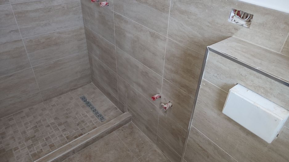 Sacalaz, 1/2 Duplex pe Etaj, 4 Camere,2 Bai,Terasa Acoperita - Poză 7