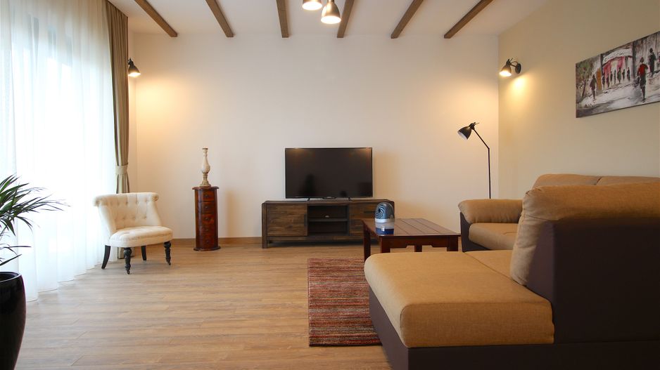 Apartament cu 3 camere de închiriat la intrare in Dumbravita - Poză 18