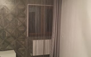 Casa moderna alcatuita din trei apartamente, zona Rovine - Poză 8