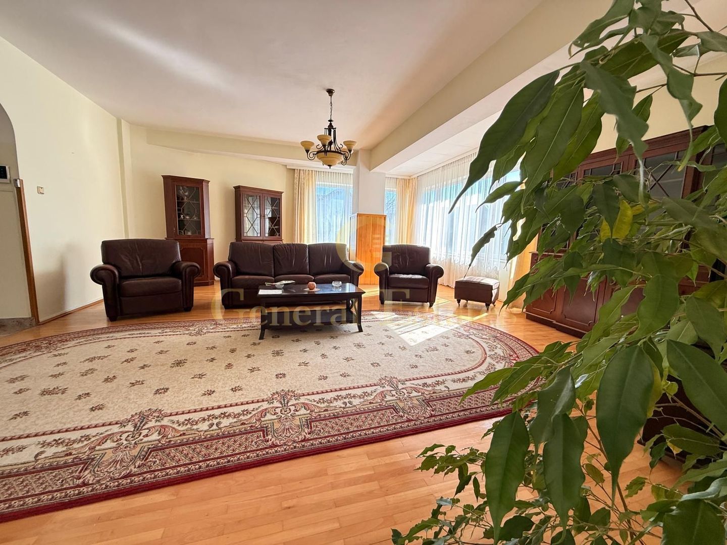 Casă individuală | 6 camere | Tractorul - Poză 3