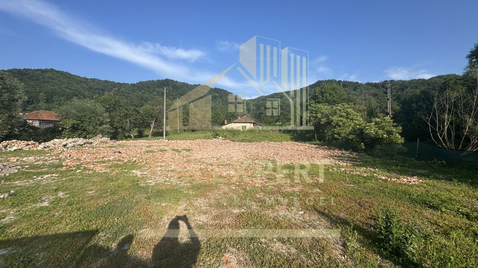 TEREN INTRAVILAN 3296 MP CAMPULUNG ARGEȘ - Poză 8