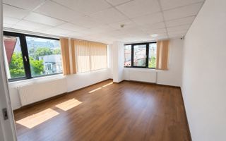Clădire multifuncțională | Aproximativ 800 mp | Renovată integral în 2024 - Poză 2