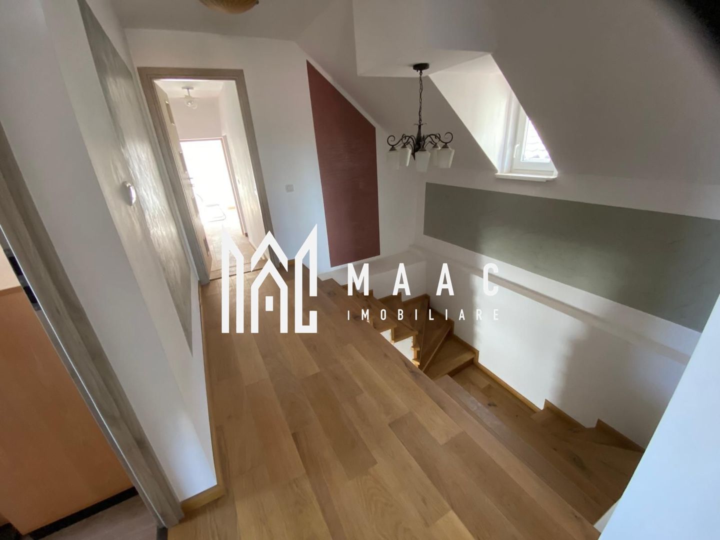 Proprietate individuală 12 camere | Cristian | 4 corpuri, 553 mp - Poză 5