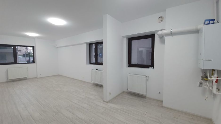 Spatiu 3 camere de inchiriat ,75 mp, ideal firma, parter, Moghioros Park - Poză 2