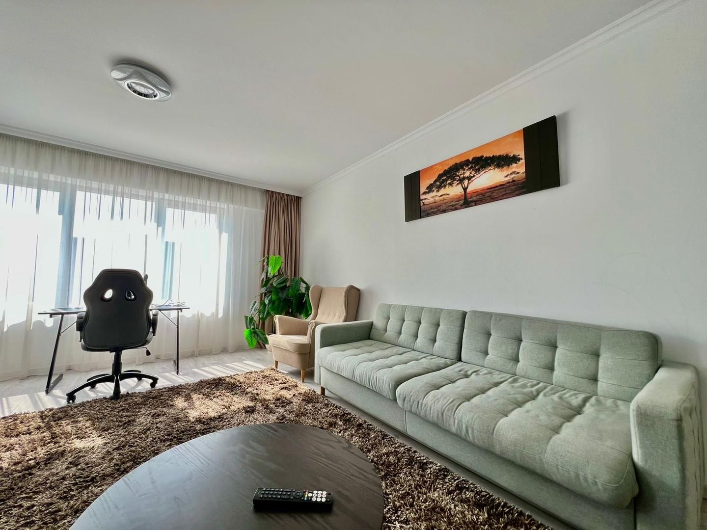 Luminos și spațios - Poză 1