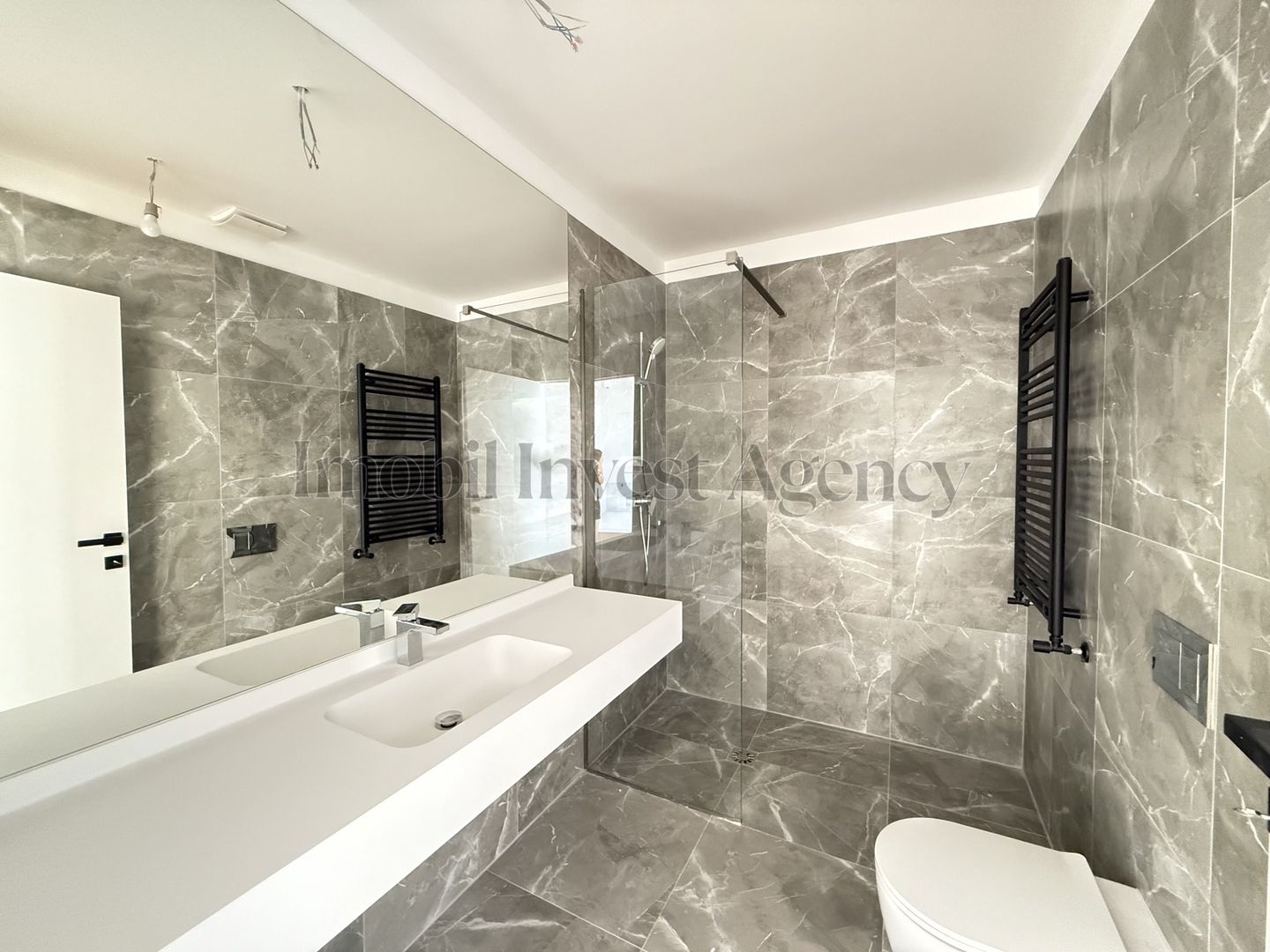 Apartament cu 3 Camere in One Cotroceni Park - Poză 10