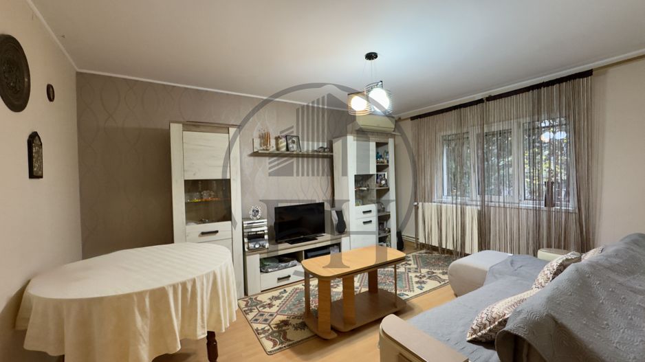 Apartament 3 camere de vanzare Constanta, zona Inel I - Poză 1