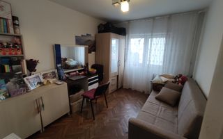 Apartament cu 3 camere | Zona Între Lacuri - Poză 1