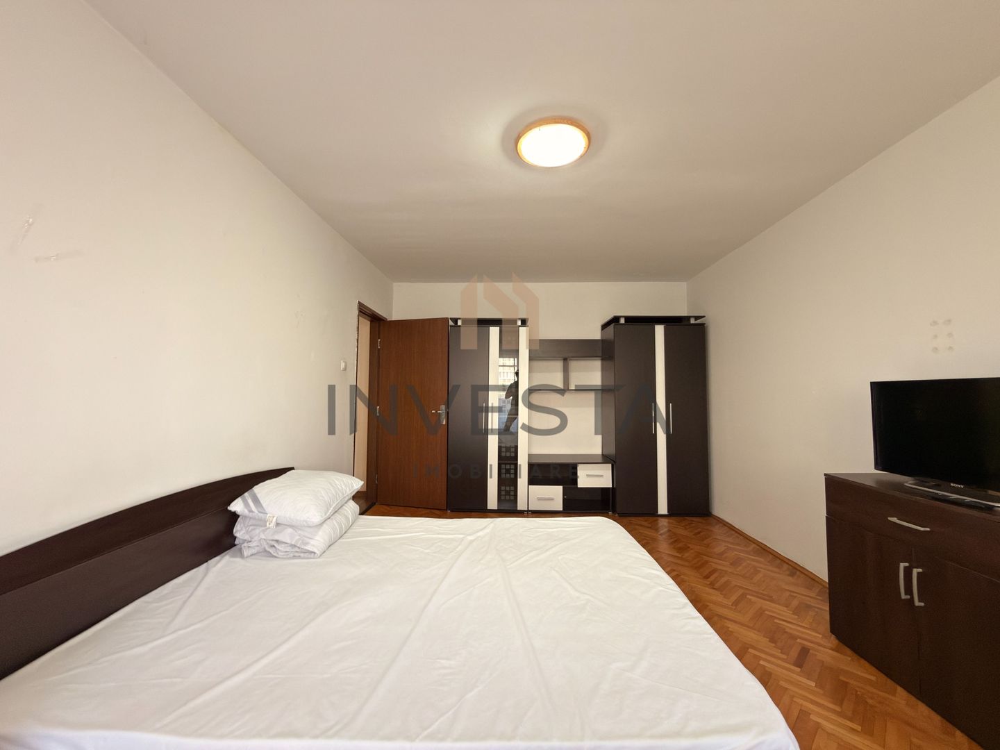Apartament cu 2 camere decomandat, etaj intermediar, zona Manastur - Poză 2