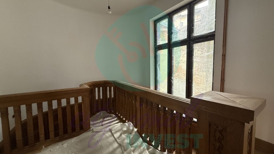 Apartament boieresc partial renovat - Poză 5