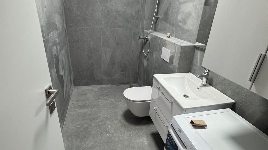 Apartament 2 camere 23 august OTOPENI - Poză 7