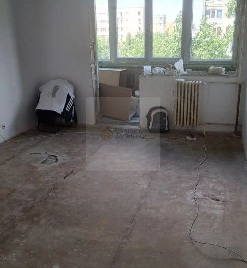 2 Camere - 54MP | Decomandat | 2 Lifturi | 1982 | Drumul Taberei - Poză 1