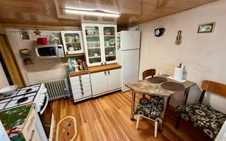 700 mp, teren intravilan, zona Centru, 150.000 euro - Poză 4