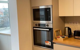 Apartament premium renovat 3 camere 2 bai etaj 1 si 2 boxe in Terezian - Poză 11