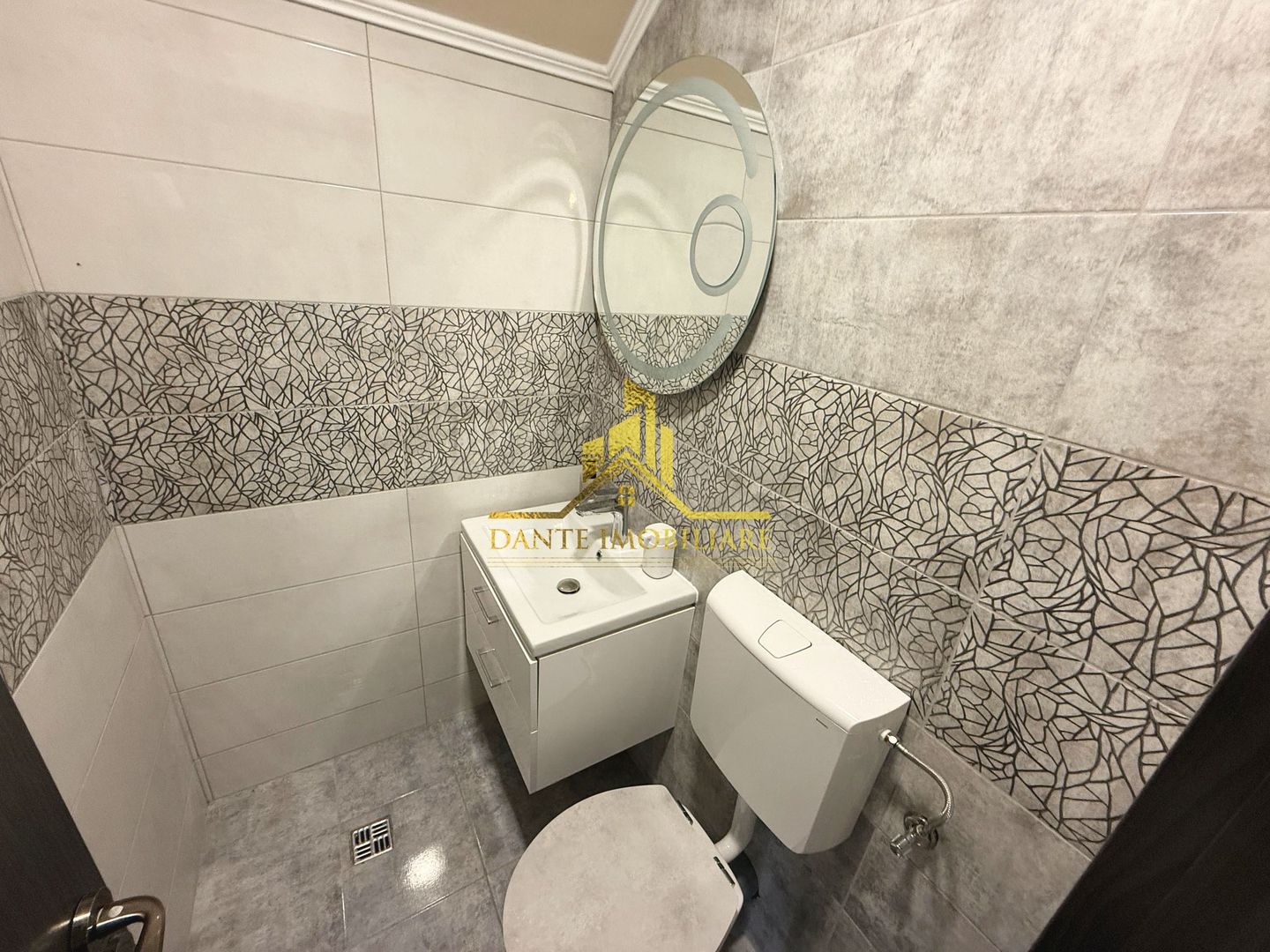 Duplex, 5 camere ultrafinisat, spatios, luminos ,parcare, Iris, Auchan - Poză 11