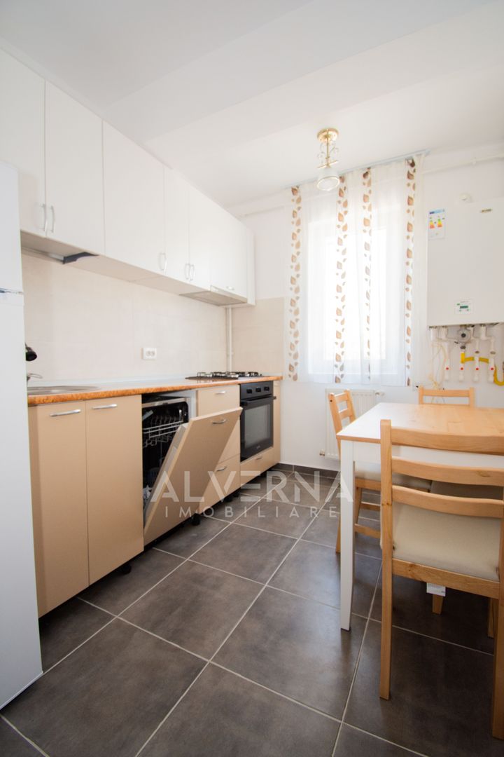 Ap 2 camere, decomandat, balcon, parcare, Trapezului - PET-FRIENDLY - Poză 2