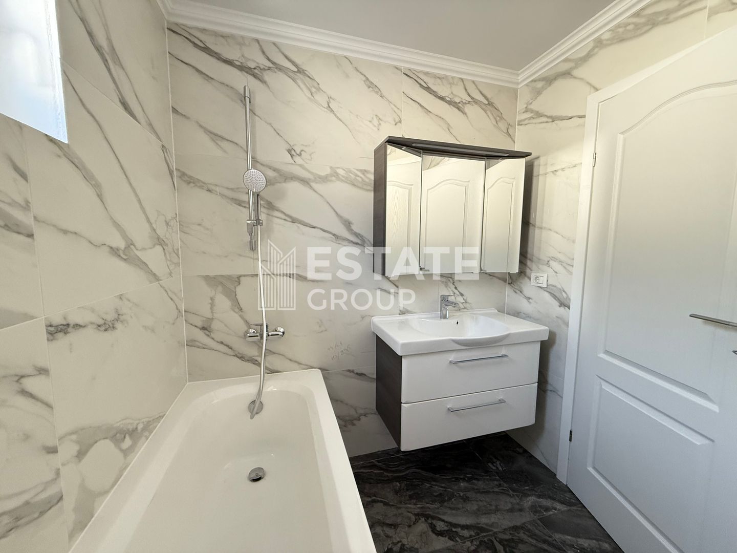 Dyplex Covaci , spatios, disponibil imediat - Poză 7