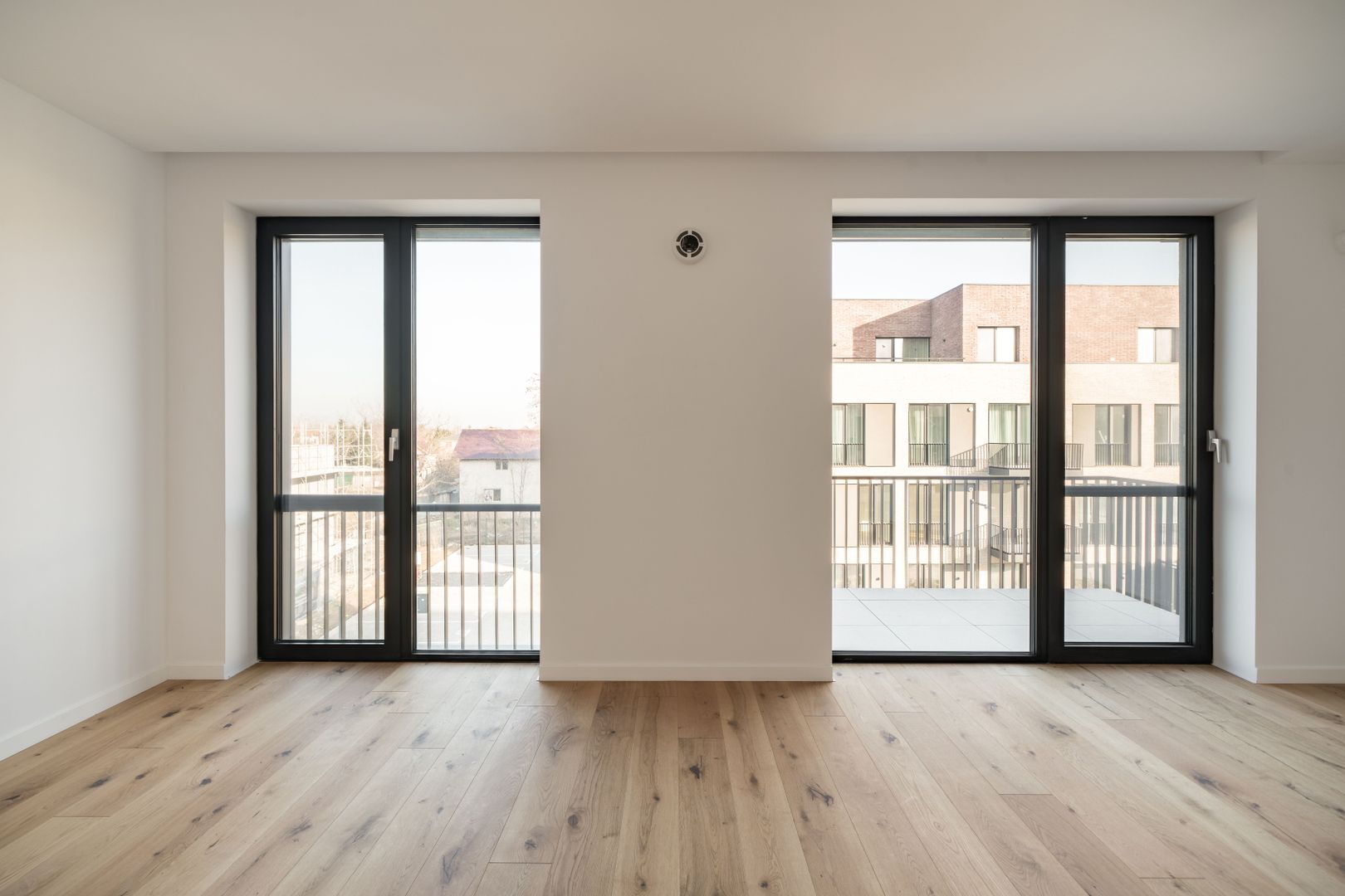 Apartament de 2 camere in Amber Forest - Poză 7