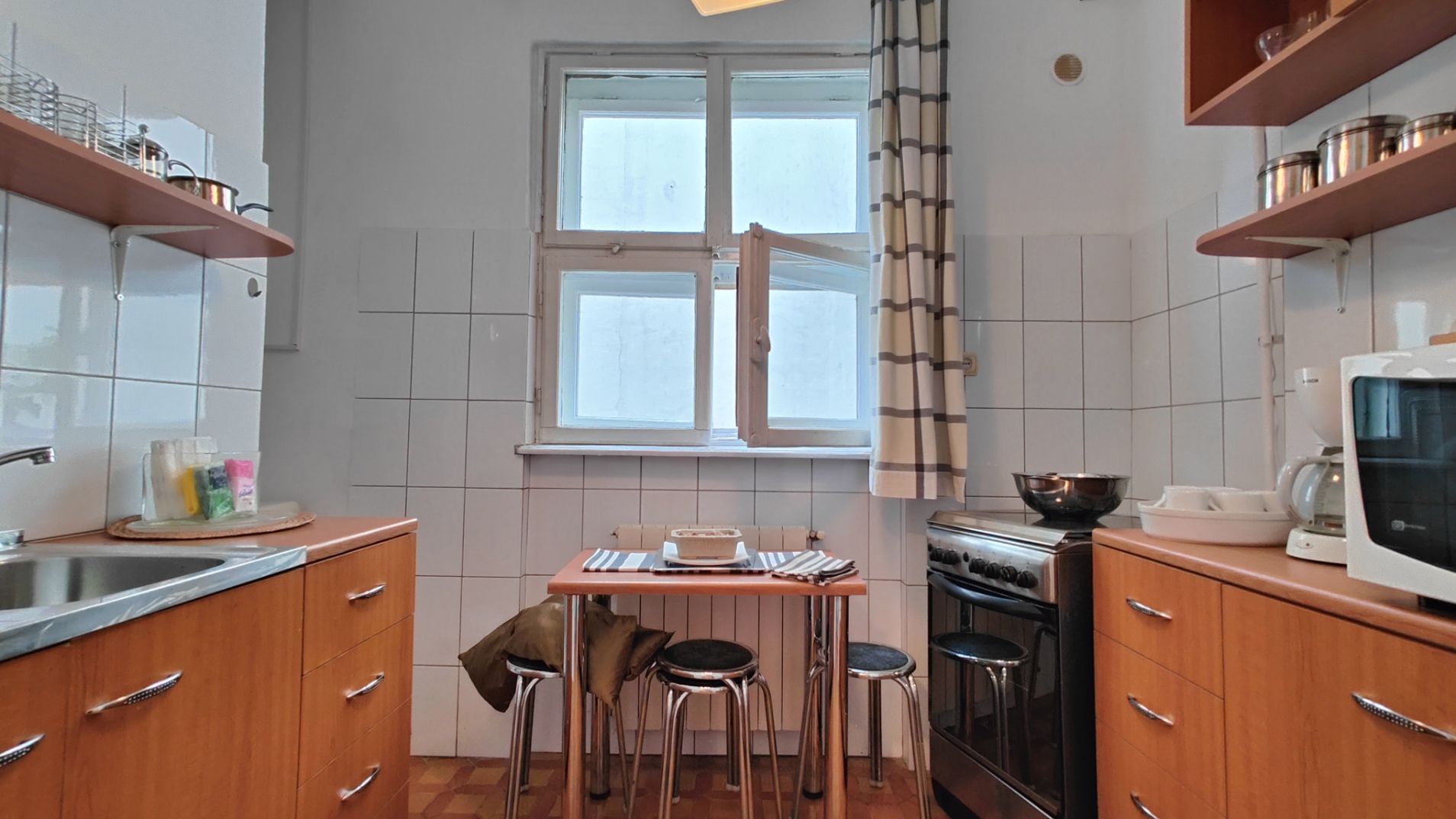 Apartament interbelic elegant cu terasă, pe Vasile Lascăr – lângă Dacia - Poză 12