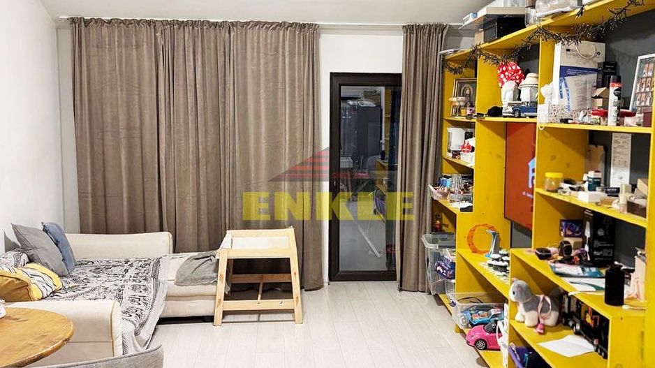 De inchiriat apartament cu 3 camere, zona Carrefour. - Poză 3