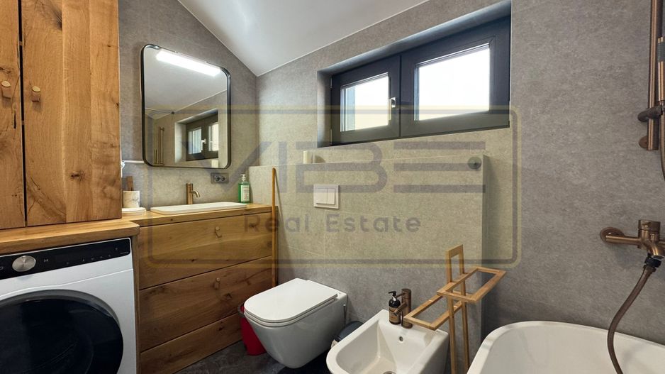 Apartament premium 3 camere + terasa Podul de Fier - Poză 18