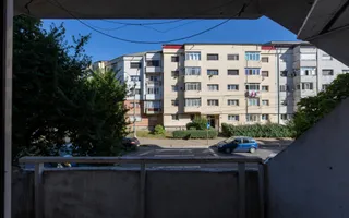 Apartament cu 4 camere, 90 mp, etaj 1 – Zona Nord, Bacău - Poză 19