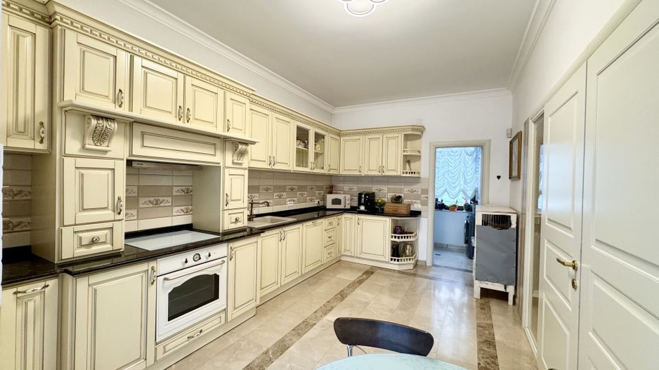 Vila lux cu 1000 mp teren pe Erou Iancu Nicolae langa Jolie Ville - Poză 30