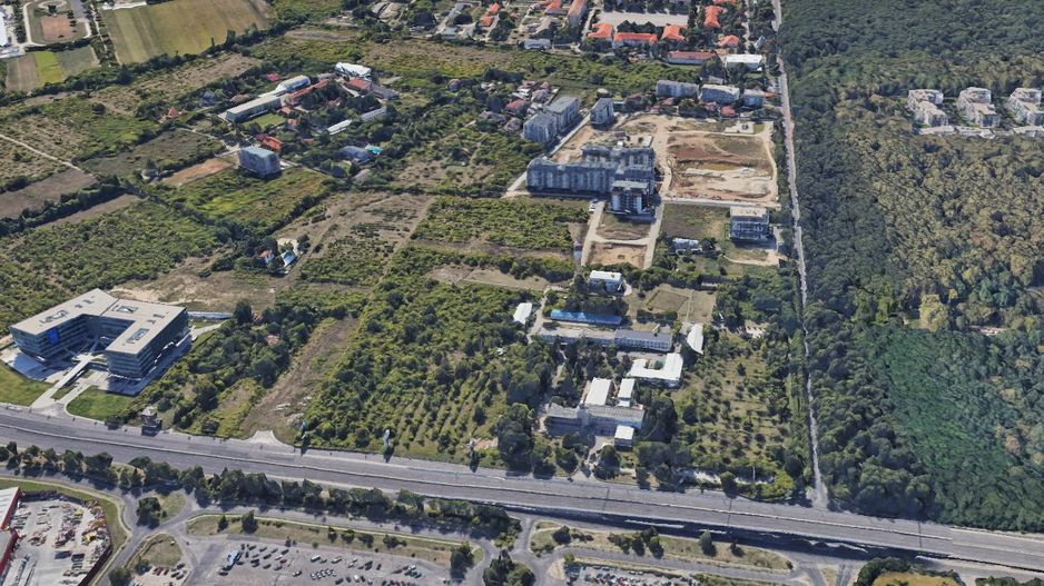 Teren intravilan, zona top, Jandarmeriei, autorizatie la zi! - Poză 1