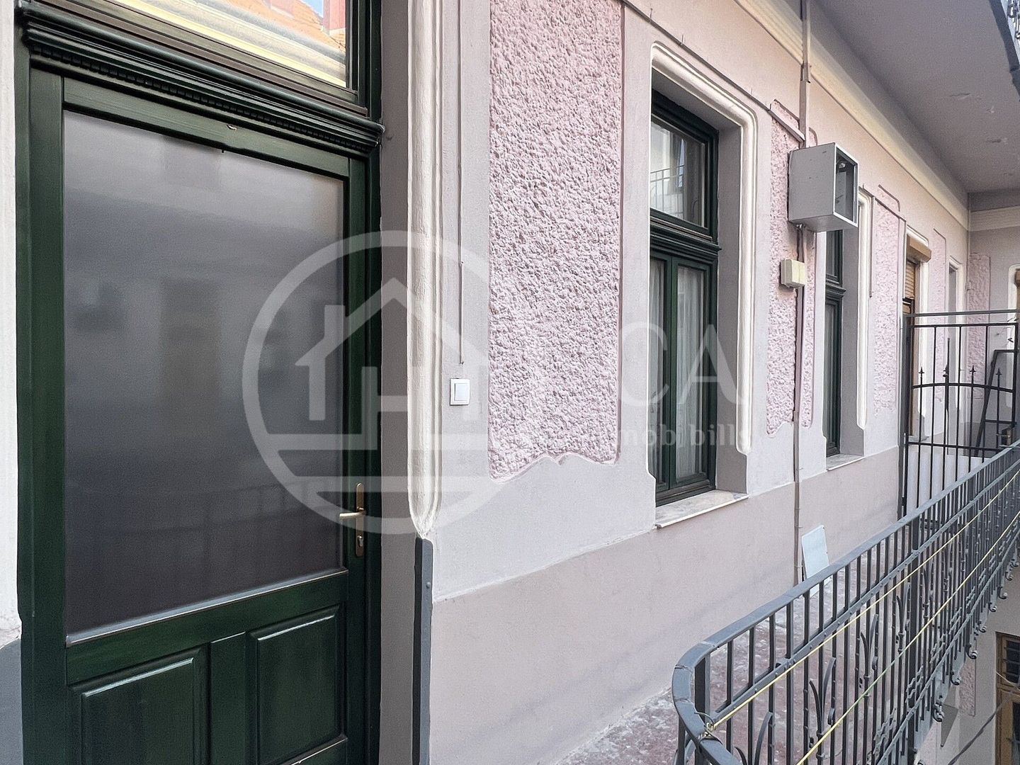 Apartament cu 2 camere de inchiriat ultracentral Oradea - Poză 12