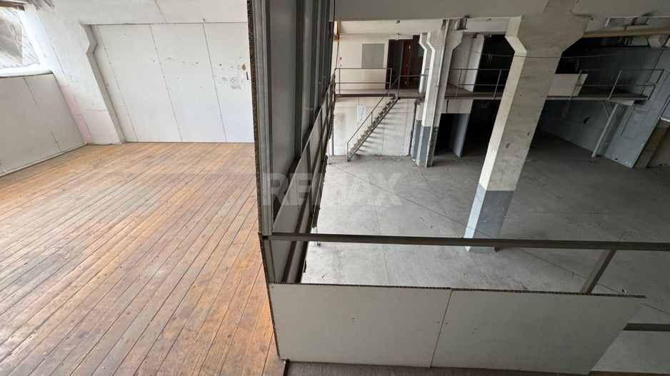 Spațiu comercial versatil în zona centrală - Poză 22