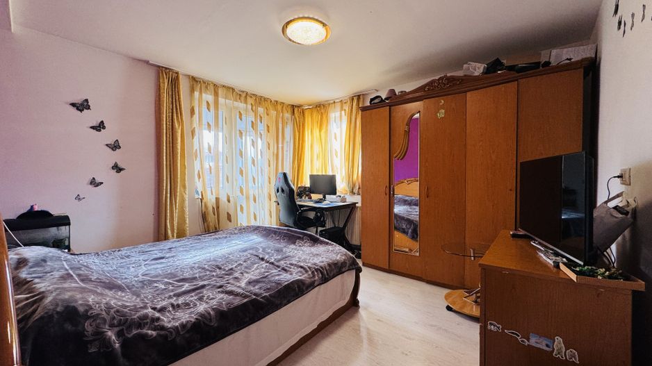 Apartament 3 camere in Vila+Demisol locuibil 18,40 mp - Parcul Carol - Poză 9