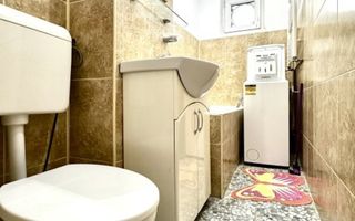 Apartament cu 3 camere de vânzare - Poză 16