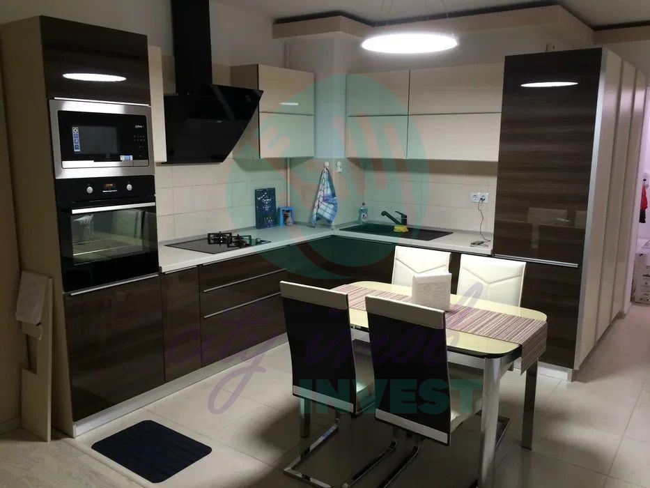 2 camere la 5 minute de METROU - Poză 1