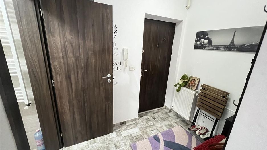 Apartament 1 camera etaj 2 loc Giroc CENTRALA loc de parcare - Poză 2