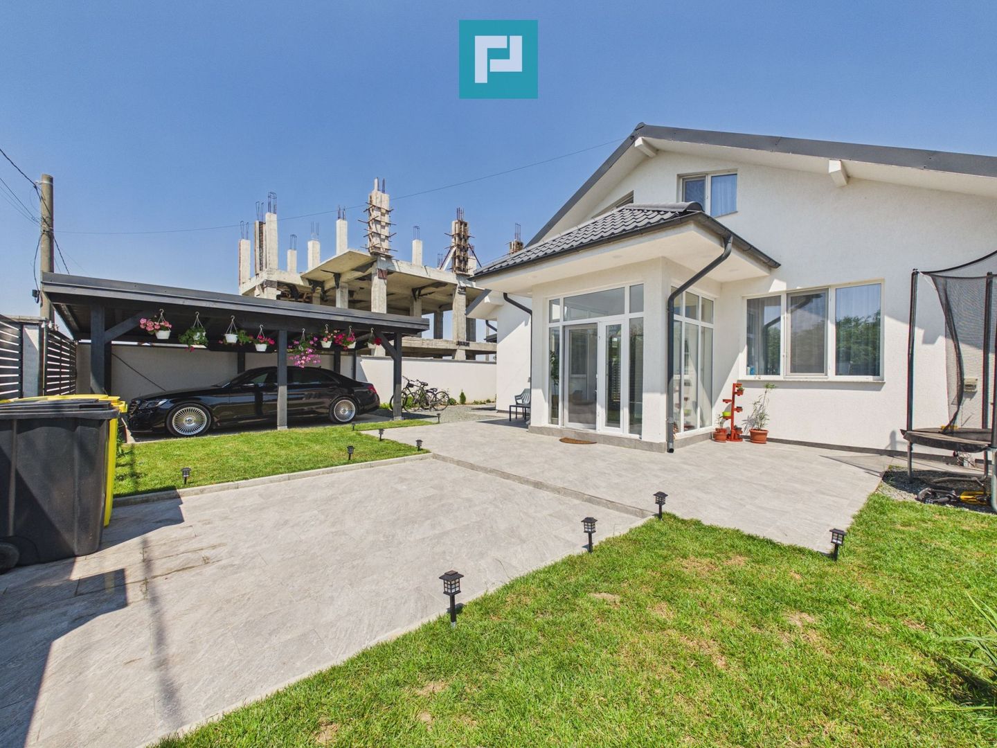 Casa modernă P+M, Năvodari - Poză 1