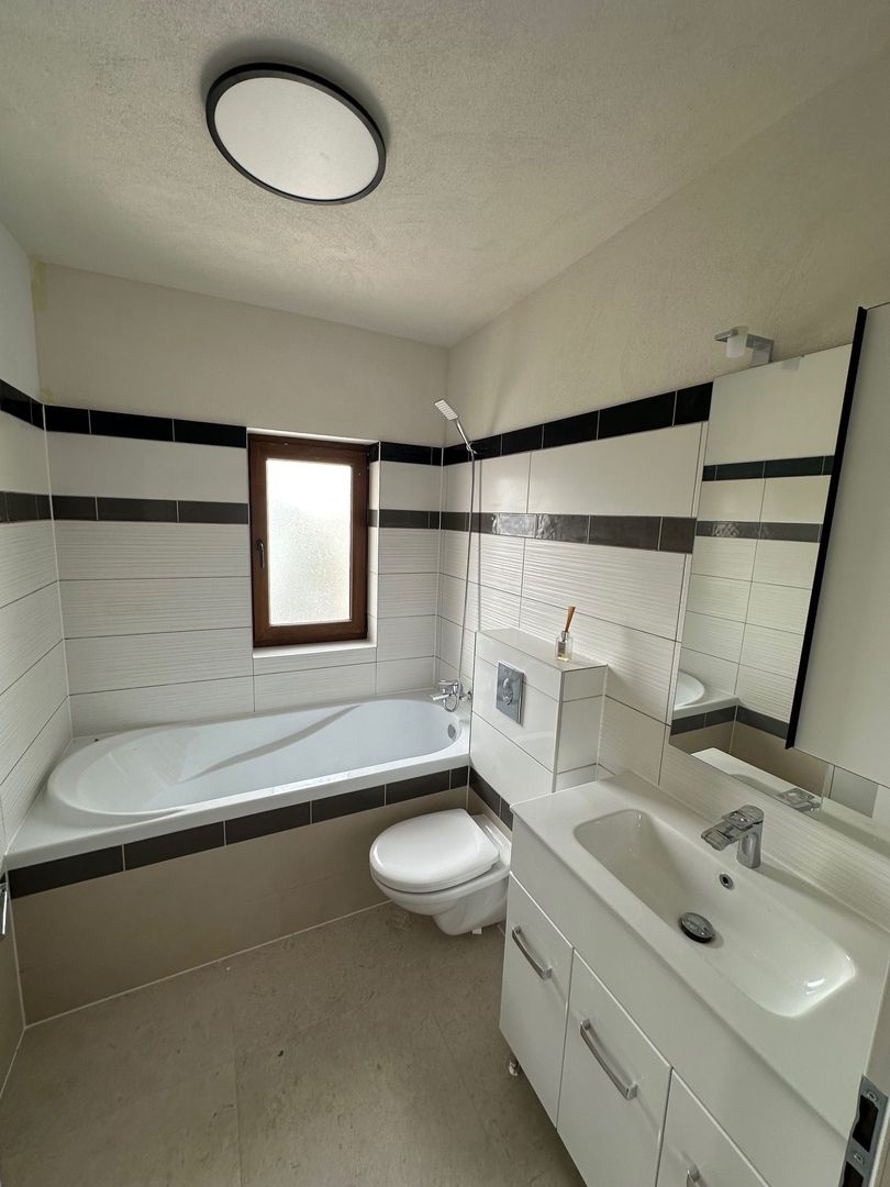 Duplex cu camera pe parter - Poză 26