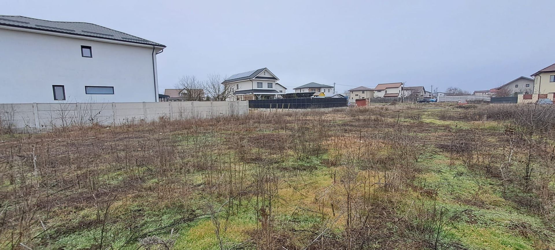 Dragomiresti Deal, utilitati la teren, asfalt, stb,pretabil investitie - Poză 5