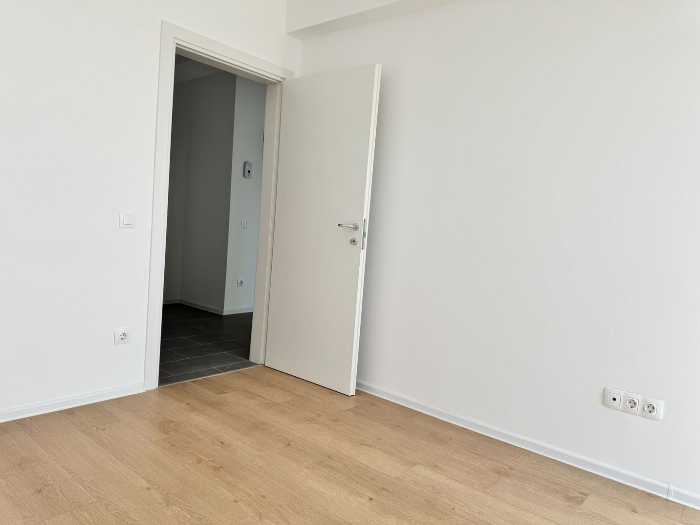2 camere cu grădină proprie Sector 1 - Mall Colosseum - Poză 13